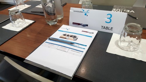 Barcelona Export - taula preparada per trobada B2B a Paris 2017